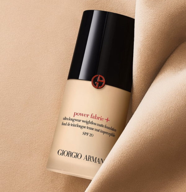 【Giorgio Armani 亞曼尼】完美絲絨水慕斯粉底 30ml 