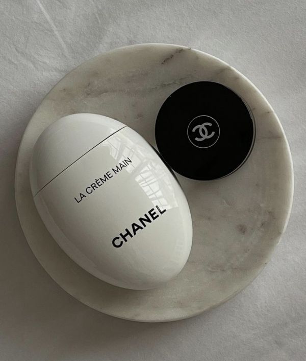 【CHANEL 香奈兒】時尚玉手霜 50ml 