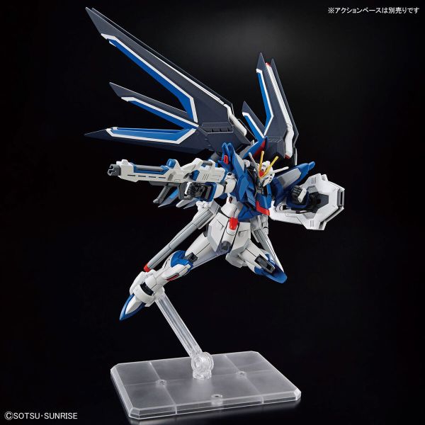 BANDAI 1/144 HGCE 243 振揚自由鋼彈 機動戰士鋼彈SEED FREEDOM 組裝模型 BANDAI 1/144 HG 機動戰士鋼彈SEED FREEDOM Rising自由鋼彈 組裝模型