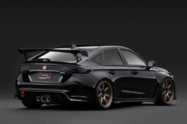 (預購) ignition model 1/18 本田 Honda Civic TYPE R J'S RACING (FL5) Black IG3936 20260713 ignition model 1/18 本田 Honda Civic TYPE R J'S RACING (FL5) Black IG3936