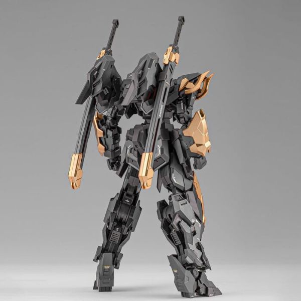 橘貓工業 1/100 閃靈三號機 戰鴉 組裝模型 橘貓工業 1/100 閃靈三號機 戰鴉 組裝模型