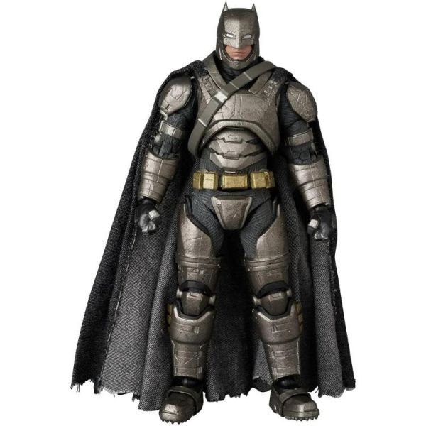 (預購) Medicom Toy MAFEX 裝甲蝙蝠俠 ver.1.5 可動完成品 20260519 Medicom Toy MAFEX 裝甲蝙蝠俠 ver.1.5 可動完成品