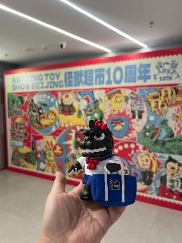 (預購) Crazy Lab 迷你怪斯拉恐龍妹 14cm 已塗裝完成品 20251203 Crazy Lab 迷你怪斯拉恐龍妹 14cm 已塗裝完成品