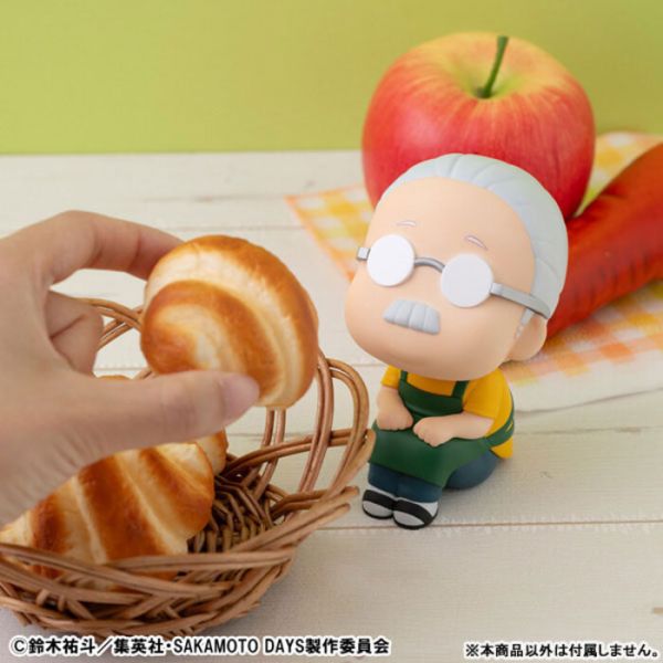 [標準版] MegaHouse LOOK UP 坂本日常 坂本太郎 PVC完成品 [標準版] MegaHouse LOOK UP 坂本日常 坂本太郎 PVC完成品