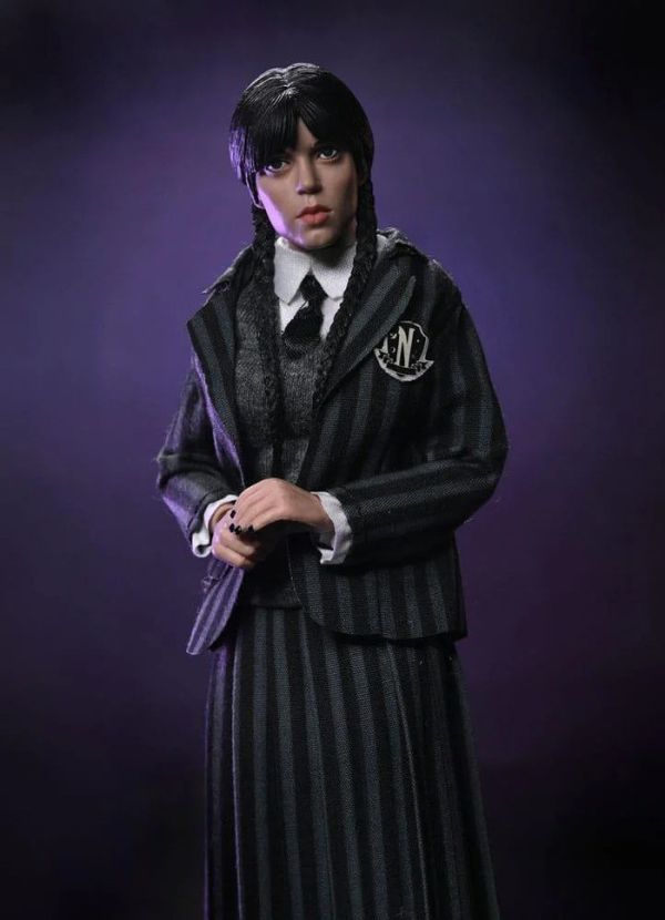 NECA 星期三·阿達 與 依妮 奈落學院制服 8吋 2入套組 可動完成品 NECA 星期三·阿達 與 依妮 奈落學院制服 8吋 2入套組 可動完成品