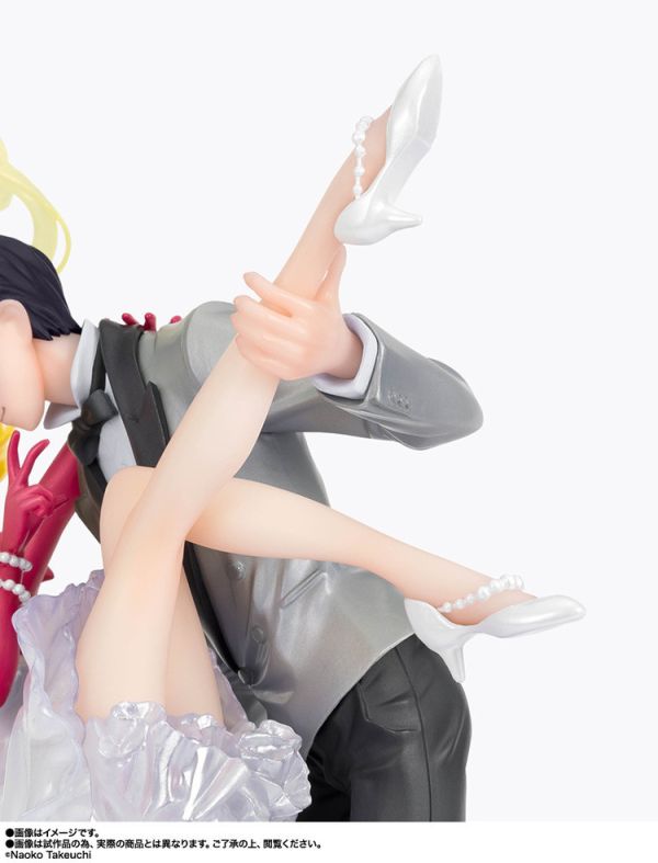 (預購) BANDAI Figuarts Zero chouette 美少女戰士 兔兔＆燕尾服蒙面俠 PVC完成品 (預購) BANDAI Figuarts Zero chouette 美少女戰士 兔兔＆燕尾服蒙面俠 PVC完成品