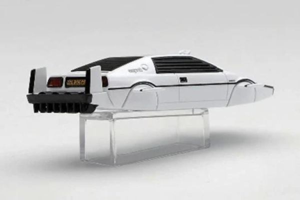 (預購) [吊卡版] MINIGT 1/64 蓮花 Lotus Esprit S1 “The Spy Who Loved Me” Submarine MGT00920-007E RHD 20260709 [吊卡版] MINIGT 1/64 蓮花 Lotus Esprit S1 “The Spy Who Loved Me” Submarine MGT00920-007E RHD
