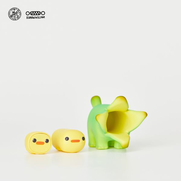 OFF ART Bananaers Dog小蕉狗 青變版 OFF ART Bananaers Dog小蕉狗 青變版