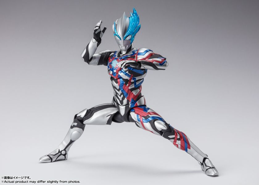 BANDAI S.H.Figuarts SHF 超人力霸王 布雷薩 Blazar BANDAI S.H.Figuarts SHF 超人力霸王 布雷薩 Blazar