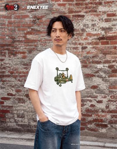 NEXTee 合金彈頭MetalSlug ENEMY-V 短袖T恤 黑&白 分別販售 NEXTee 合金彈頭MetalSlug ENEMY-V 短袖T恤 黑&白 分別販售