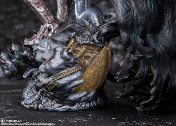 BANDAI Figuarts Zero Touche Metallique 烙印勇士 凱茲 狂戰士鎧甲 靜態完成品 BANDAI Figuarts Zero Touche Metallique 烙印勇士 凱茲 狂戰士鎧甲 靜態完成品