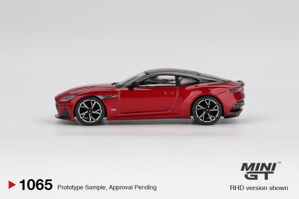 MINIGT 1/64 奧斯頓·馬丁 Aston Martin DBS Hyper Red MGT01065-L MINIGT 1/64 奧斯頓·馬丁 Aston Martin DBS Hyper Red MGT01065-L