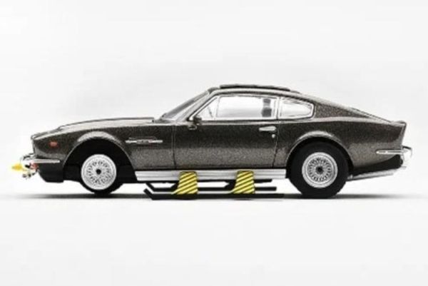 (預購) [吊卡版] MINIGT 1/64 奧斯頓·馬丁 Aston Martin V8 Vantage "The Living Daylights" Weapons On / RHD MGT00922-007E 20260805 [吊卡版] MINIGT 1/64 奧斯頓·馬丁 Aston Martin V8 Vantage "The Living Daylights" Weapons On / RHD MGT00922-007E