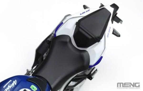 MENG 1/9 川崎 Ninja ZX-10R 悅色版 組裝模型 MENG 1/9 川崎 Ninja ZX-10R 悅色版 組裝模型