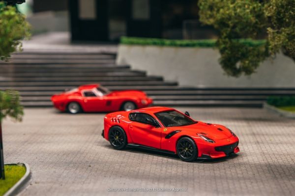 FERRARI GT 1/64 法拉利 FERRARI F12 TDF 2015 Magazine Limited Edition 法拉利原廠雜誌 英文版 亞洲限定版 第五期 FERRARI GT 1/64 法拉利 FERRARI F12 TDF 2015 Magazine Limited Edition 法拉利原廠雜誌 英文版 亞洲限定版 第五期