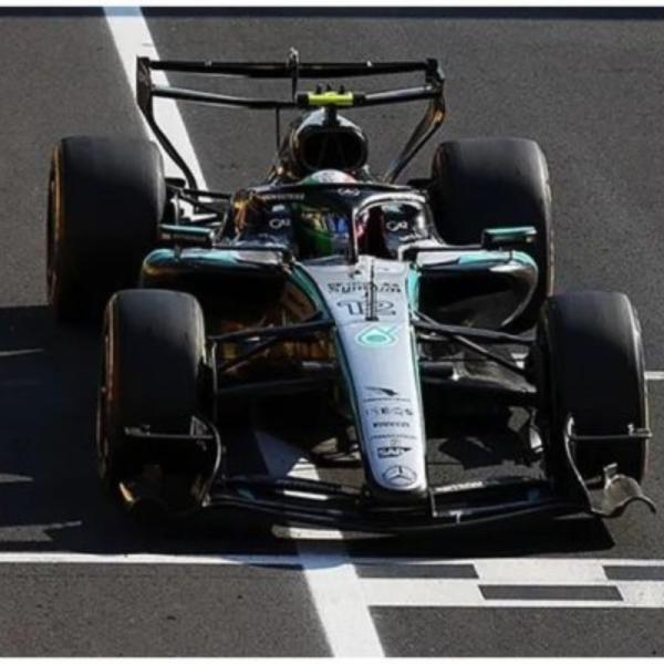 (預購) SPARK 1/18 賓士 Mercedes-AMG Petronas Formula 1 Team W17 No.12 Winner Italian GP 2026 18S1277 20261019 SPARK 1/18 賓士 Mercedes-AMG Petronas Formula 1 Team W17 No.12 Winner Italian GP 2026 18S1277