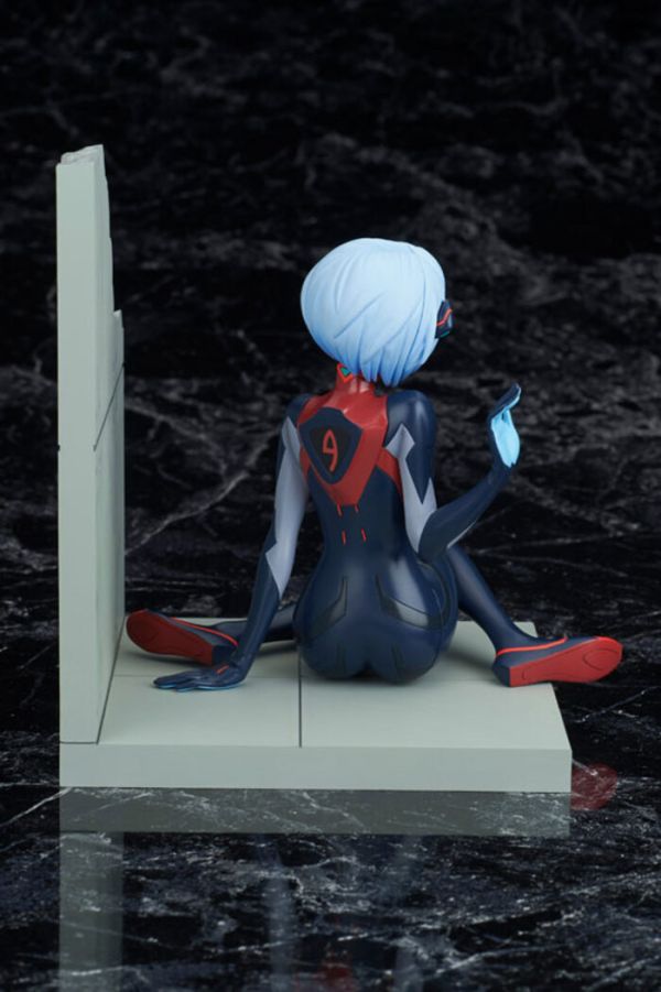 BellFine 1/7 新世紀福音戰士 綾波零 作戰服ver. 新劇場版色 PVC完成品 BellFine 1/7 新世紀福音戰士 綾波零 作戰服ver. 新劇場版色 PVC完成品