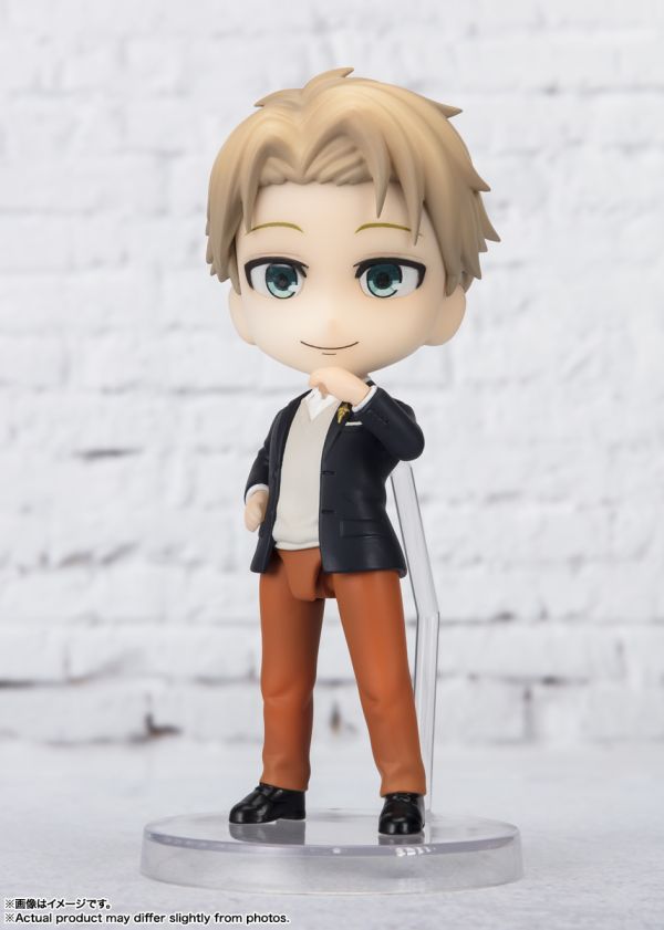 BANDAI Figuarts mini 間諜家家酒 洛伊德・佛傑 -外出服造型- BANDAI Figuarts mini 間諜家家酒 洛伊德・佛傑 -外出服造型-