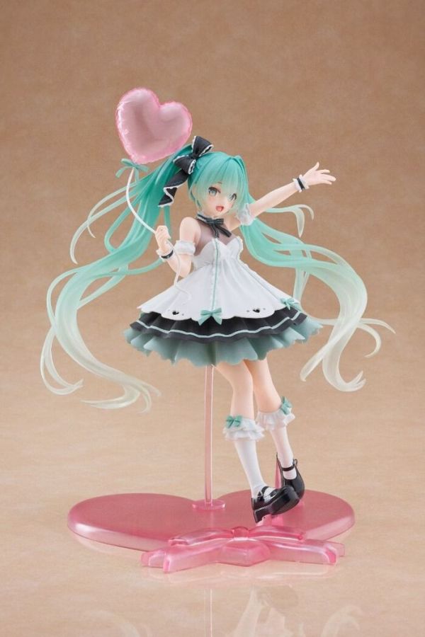 TAITO 景品 初音未來 AMP+ Figure 初音未來 生日 2025 派對Ver. 2509 TAITO 景品 初音未來 AMP+ Figure 初音未來 生日 2025 派對Ver.
