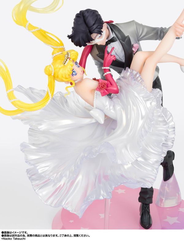 (預購) BANDAI Figuarts Zero chouette 美少女戰士 兔兔＆燕尾服蒙面俠 PVC完成品 (預購) BANDAI Figuarts Zero chouette 美少女戰士 兔兔＆燕尾服蒙面俠 PVC完成品