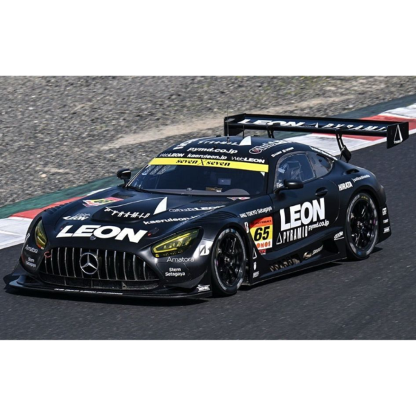 SPARK 1/64 賓士 LEON PYRAMID AMG K2 R&D LEON RACING No.65 GT300 SUPER GT 2025 N. Gamou - T. Suganami 64SGT25065 SPARK 1/64 賓士 LEON PYRAMID AMG K2 R&D LEON RACING No.65 GT300 SUPER GT 2025 N. Gamou - T. Suganami 64SGT25065