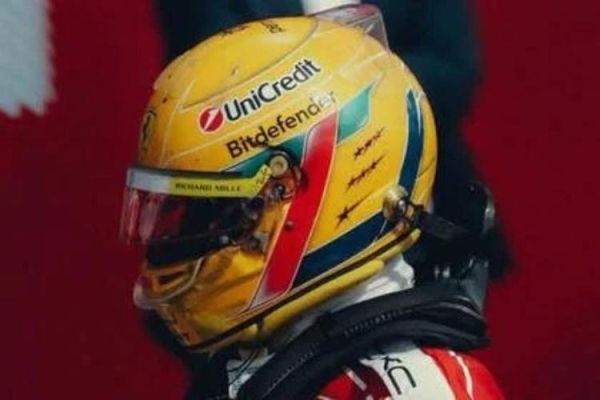 (預購) LOOKSMART 安全帽 Lewis Hamilton – Scuderia Ferrari HP British GP 2026 LSHEL037 20260804 LOOKSMART 安全帽 Lewis Hamilton – Scuderia Ferrari HP British GP 2026 LSHEL037