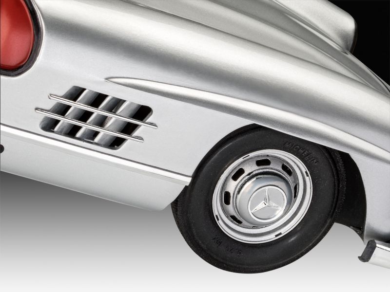 Revell 1/12 賓士 MERCEDES-BENZ 300 SL 組裝模型 Revell 1/12 賓士 MERCEDES-BENZ 300 SL 組裝模型