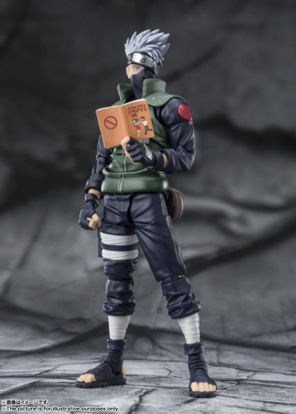 [再販] BANDAI S.H.Figuarts SHF 火影忍者 旗木卡卡西 威名遠撥的寫輪眼英雄 [再販] BANDAI S.H.Figuarts SHF 火影忍者 旗木卡卡西 威名遠撥的寫輪眼英雄