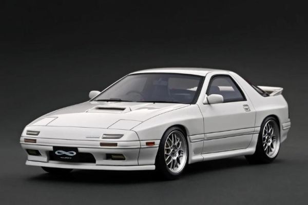 (預購) ignition 1/18 馬自達 Mazda Savanna RX-7 Infini (FC3S) White With 13B Engine IG4089 20260607 ignition 1/18 馬自達 Mazda Savanna RX-7 Infini (FC3S) White With 13B Engine IG4089