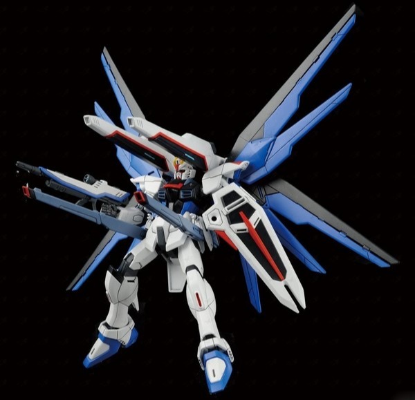 BANDAI 1/144 HGCE 192 自由鋼彈 機動戰士 鋼彈SEED 組裝模型 HGUC,1/144,#192,自由鋼彈,新生式樣