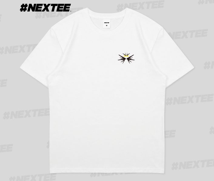 NEXTee 翻轉模玩 模型天使 短袖T恤 白色＆黑色 NEXTee 翻轉模玩 模型天使 短袖T恤 白色＆黑色