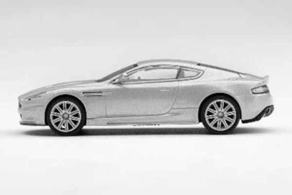 (預購) [吊卡版] MINIGT 1/64 奧斯頓·馬丁 Aston Martin DBS 2008 Lightning Silver LHD MGT01360-BL 20260813 [吊卡版] MINIGT 1/64 奧斯頓·馬丁 Aston Martin DBS 2008 Lightning Silver LHD MGT01360-BL