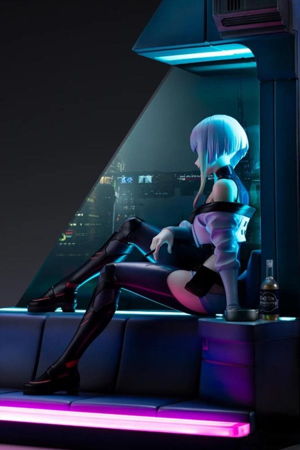 (預購) KOTOBUKIYA 1/7 電馭叛客：邊緣行者 露西 附 LED展示台 不可動完成品 20260813 KOTOBUKIYA 1/7 電馭叛客：邊緣行者 露西 附 LED展示台 不可動完成品