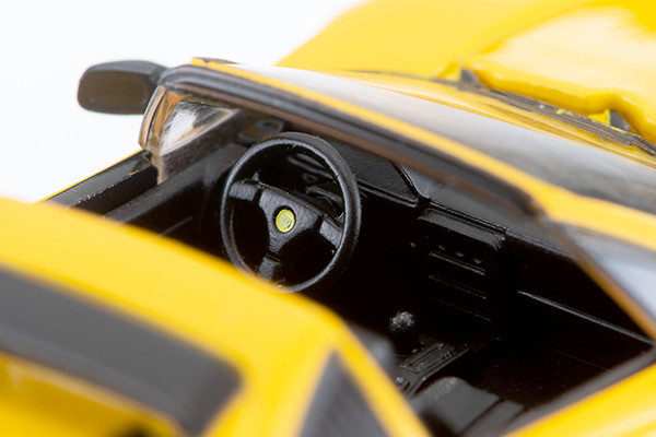 TOMYTEC 1/64 LV-N 法拉利 Ferrari 328 GTS 黃色 TOMYTEC 1/64 LV-N 法拉利 Ferrari 328 GTS 黃色