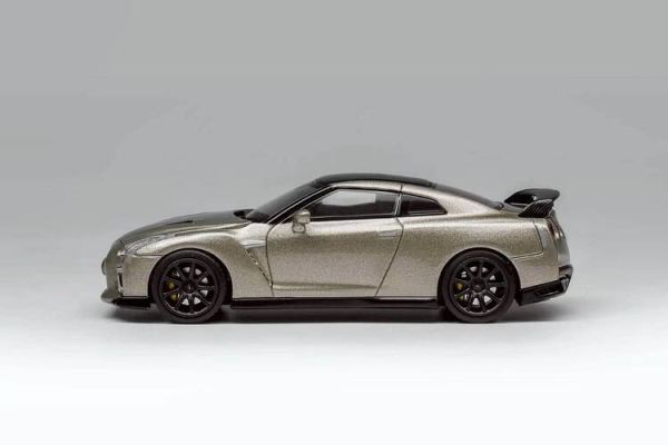 (預購) MOTORHELIX 1/64 日產 Nissan GTR (R35) Track Edition Engineered Nismo T-Spec 翡翠綠 (預購) MOTORHELIX 1/64 日產 Nissan GTR (R35) Track Edition Engineered Nismo T-Spec 翡翠綠