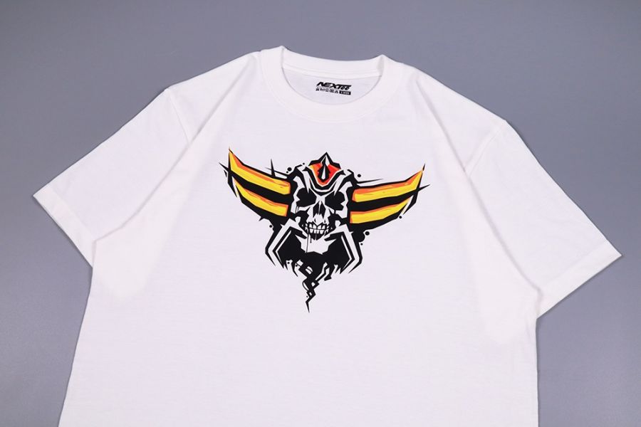 NEXTee 翻轉模玩系列 Metal Demon UFO R.G. 短袖T恤 白色＆黑色 NEXTee 翻轉模玩系列 Metal Demon UFO R.G. 短袖T恤 白色＆黑色