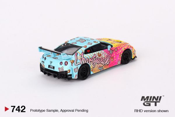 MINIGT 1/64 日產 NISSAN GT-R R35 Ver.1 LBWK KUMA 彩繪車 LB-Silhouette WORKS GT 左駕 MINIGT 1/64 日產 NISSAN GT-R R35 Ver.1 LBWK KUMA 彩繪車 LB-Silhouette WORKS GT 左駕