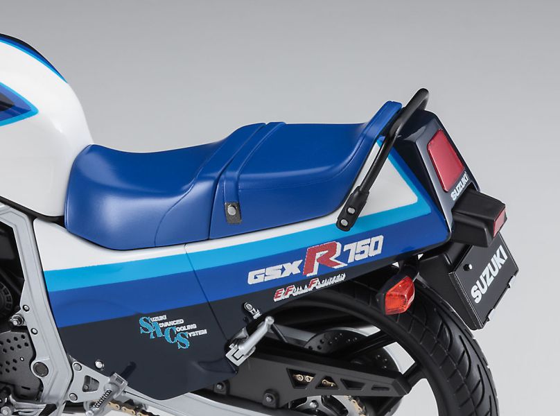 HASEGAWA 長谷川 1/12 鈴木 SUZUKI GSX-R750 (G) (GR71G) 組裝模型 HASEGAWA 長谷川 1/12 鈴木 SUZUKI GSX-R750 (G) (GR71G) 組裝模型