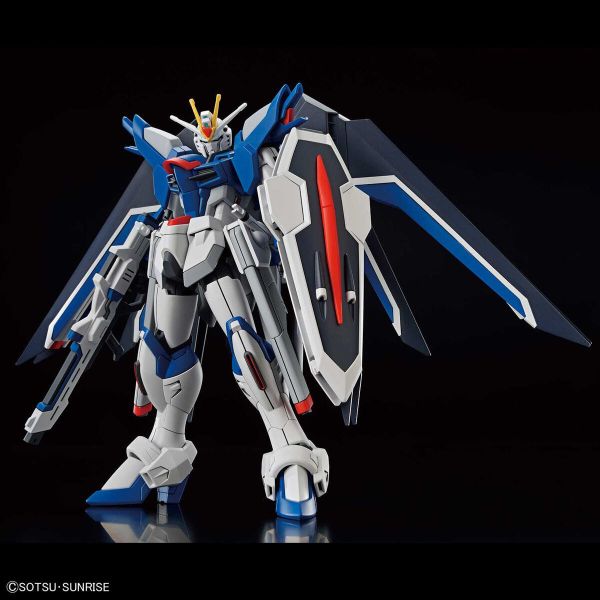 BANDAI 1/144 HGCE 243 振揚自由鋼彈 機動戰士鋼彈SEED FREEDOM 組裝模型 BANDAI 1/144 HG 機動戰士鋼彈SEED FREEDOM Rising自由鋼彈 組裝模型