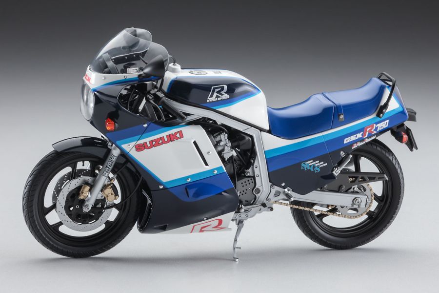 HASEGAWA 長谷川 1/12 鈴木 SUZUKI GSX-R750 (G) (GR71G) 組裝模型 HASEGAWA 長谷川 1/12 鈴木 SUZUKI GSX-R750 (G) (GR71G) 組裝模型