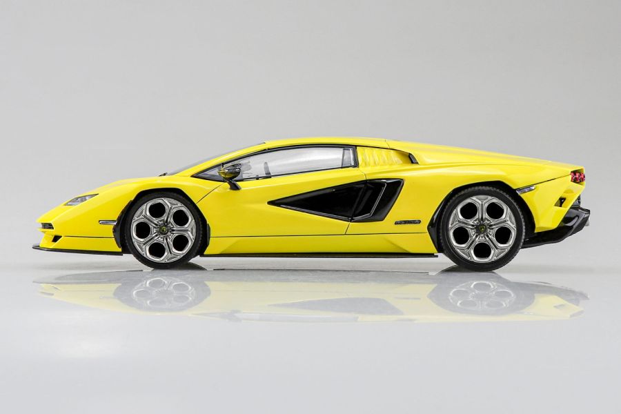AOSHIMA 青島 1/32 Snap Kit 19-C Lamborghini 藍寶堅尼 Countach LPI 800-4 黃色 組裝模型 AOSHIMA 青島 1/32 Snap Kit 19-C Lamborghini 藍寶堅尼 Countach LPI 800-4 黃色 組裝模型