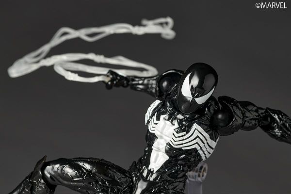 (預購) KAIYODO Revoltech 驚奇山口 共生體蜘蛛人 可動完成品 20260922 KAIYODO Revoltech 驚奇山口 共生體蜘蛛人 可動完成品