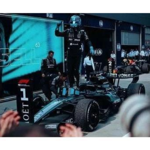 (預購) Spark 1/43 賓士 Mercedes-AMG Petronas Formula 1 Team W17 No.63 Winner Austrian GP 2026 S9332 20260816 Spark 1/43 賓士 Mercedes-AMG Petronas Formula 1 Team W17 No.63 Winner Austrian GP 2026 S9332