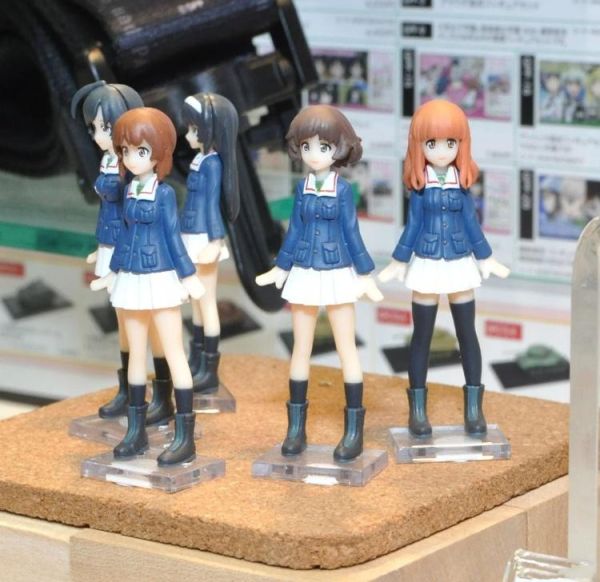 (預購) PLATZ 1/35 GPFC-8 少女與戰車 冷泉麻子 靜態完成品 20260514 PLATZ 1/35 GPFC-8 少女與戰車 冷泉麻子 靜態完成品