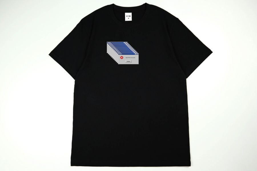 NEXTee 翻轉模玩 Error 短袖T恤 白色＆黑色 NEXTee 翻轉模玩 Error 短袖T恤 白色＆黑色