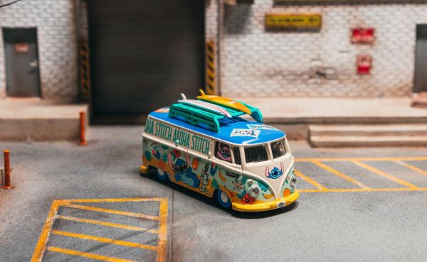 (預購) TARMAC WORKS × DISNEY 1/64 福斯 史迪奇塗裝 COLLAB64 Volkswagen Type II (T1) Panel Van Lilo & Stitch T64S-005-LS 20260826 TARMAC WORKS × DISNEY 1/64 福斯 史迪奇塗裝 COLLAB64 Volkswagen Type II (T1) Panel Van Lilo & Stitch T64S-005-LS