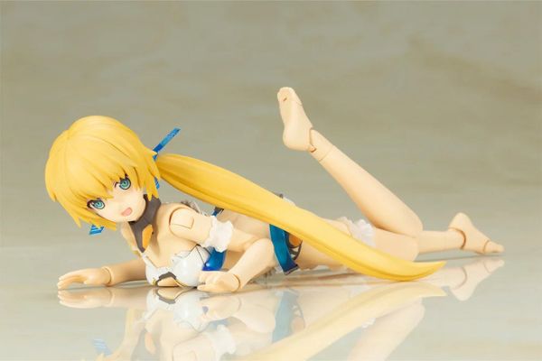 Kotobukiya 壽屋 Frame Arms Girl 機甲少女 P3白魔鷲 夏季版 可動完成品 FG177 Kotobukiya 壽屋 Frame Arms Girl 機甲少女 P3白魔鷲 夏季版 可動完成品 FG177