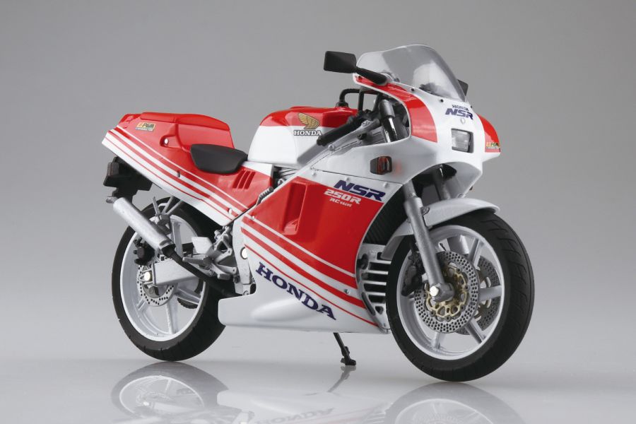 AOSHIMA 青島 1/12 本田 Honda NSR250R SP'88 戰鬥紅/玫瑰白 塗裝完成品 AOSHIMA 青島 1/12 本田 Honda NSR250R SP'88 戰鬥紅/玫瑰白 塗裝完成品