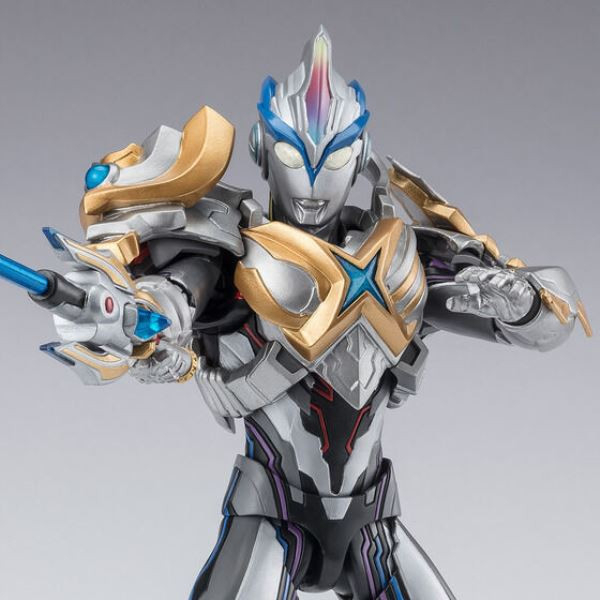 BANDAI S.H.Figuarts SHF 超人力霸王X 貝塔火花裝甲＆混合裝甲 BANDAI S.H.Figuarts SHF 超人力霸王X 貝塔火花裝甲＆混合裝甲