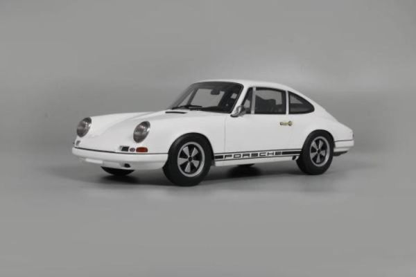 (預購) GT SPIRIT 1/18 保時捷 PORSCHE 911 R GRAND PRIX WHITE 1967 GT596 20260524 GT SPIRIT 1/18 保時捷 PORSCHE 911 R GRAND PRIX WHITE 1967 GT596